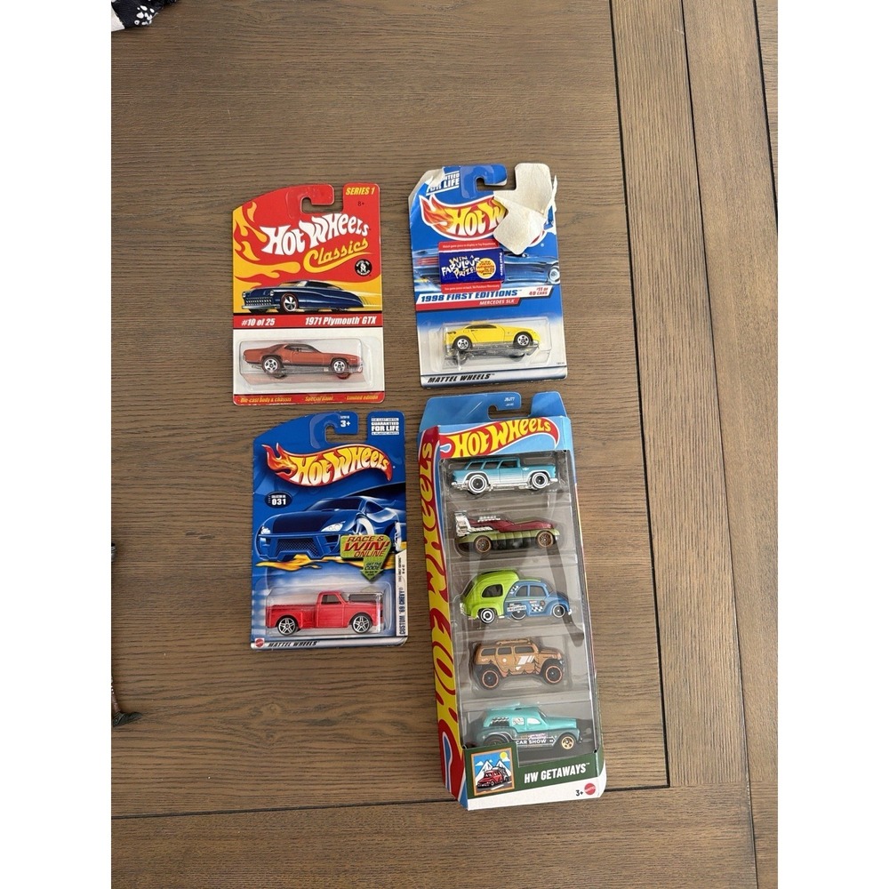 Hot Wheels Lot Classics 1971 Plymouth GTX 5 Pack Getaways Mercedes SLK